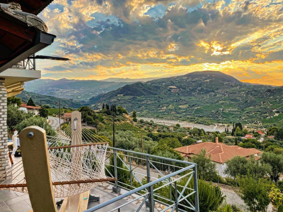 Stone Maisonettes Aigio Exterior photo